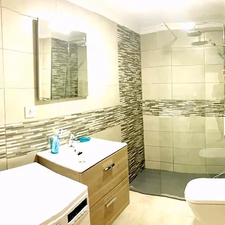 Casita Mara! 2' Line To The Sea, Shops And Bar's Apartment *