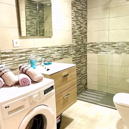 Apartment Casita Mara! 2' Line To The Sea, Shops And Bar's