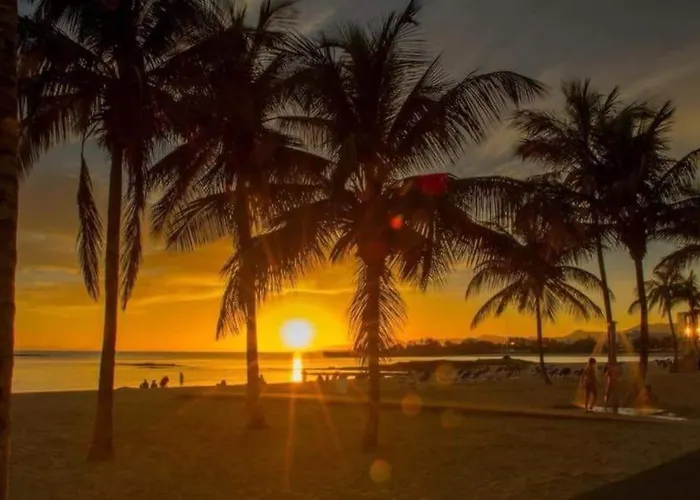 Casita Mara! 2' Line To The Sea, Shops And Bar's Apartment *