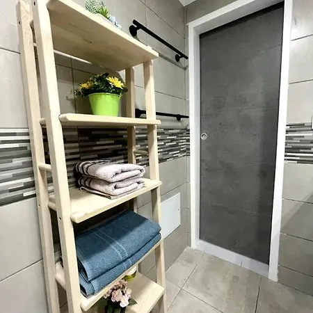 Casita Maral 2-min Walk To Beach, Private Balcony & Garden Terrace In