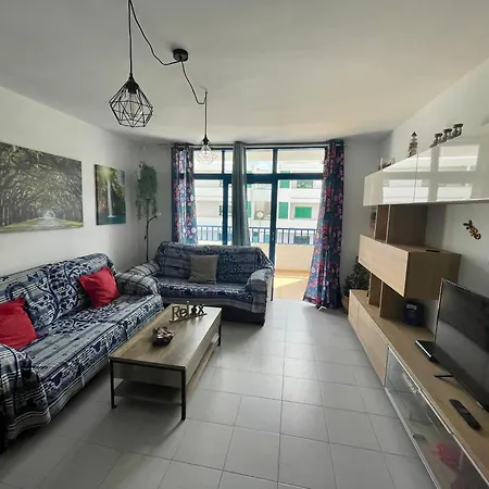 Casita Maral 2-min Walk To Beach, Private Balcony&garden Terrace In Apartamento